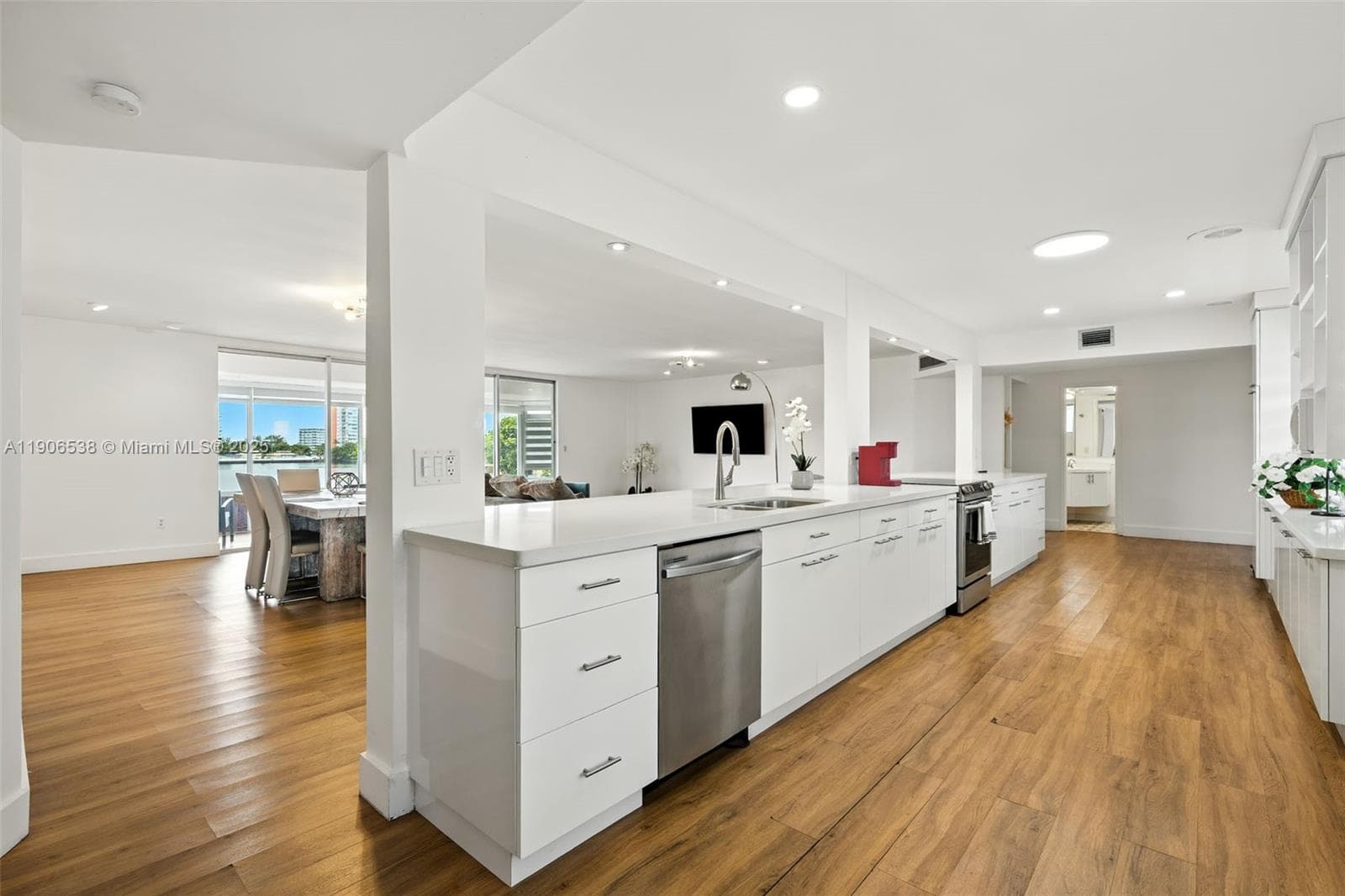 THIRD FORUM CONDOMINIUM · #B307 in Miami - Photo 12