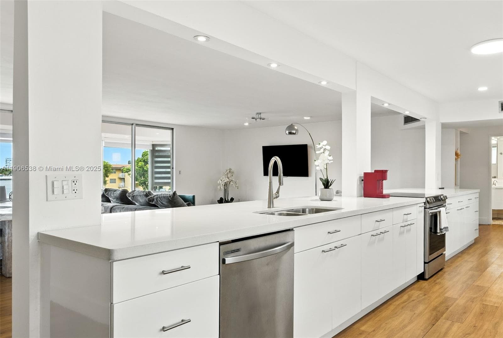 THIRD FORUM CONDOMINIUM · #B307 in Miami - Photo 10