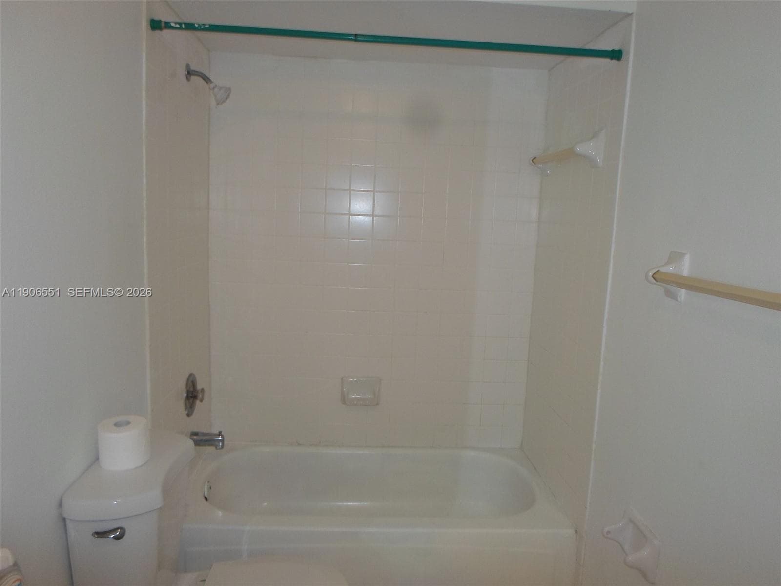CARMEL LAKES CONDO NO 3 · #201 in Miami - Photo 27