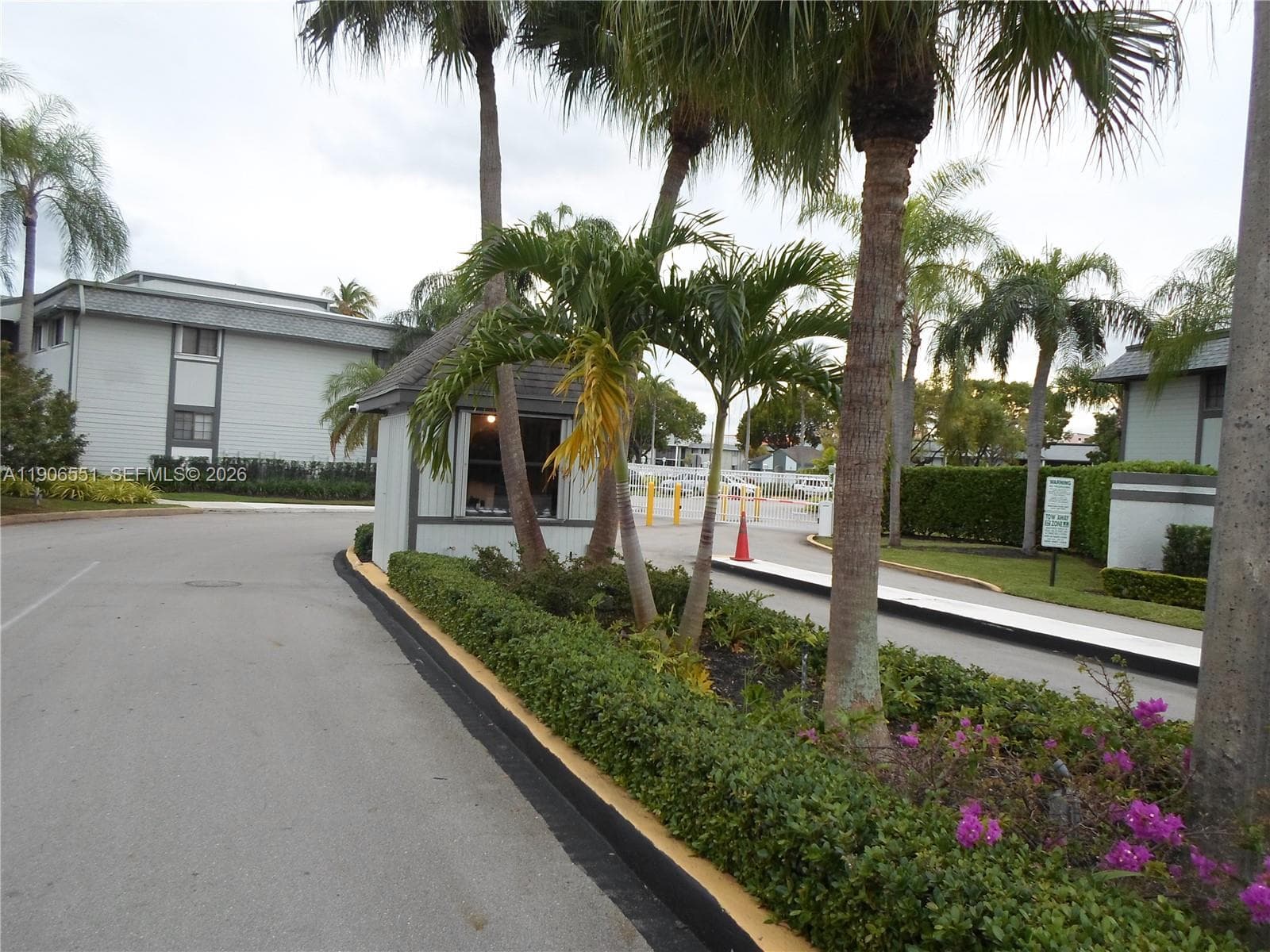CARMEL LAKES CONDO NO 3 · #201 in Miami - Photo 5