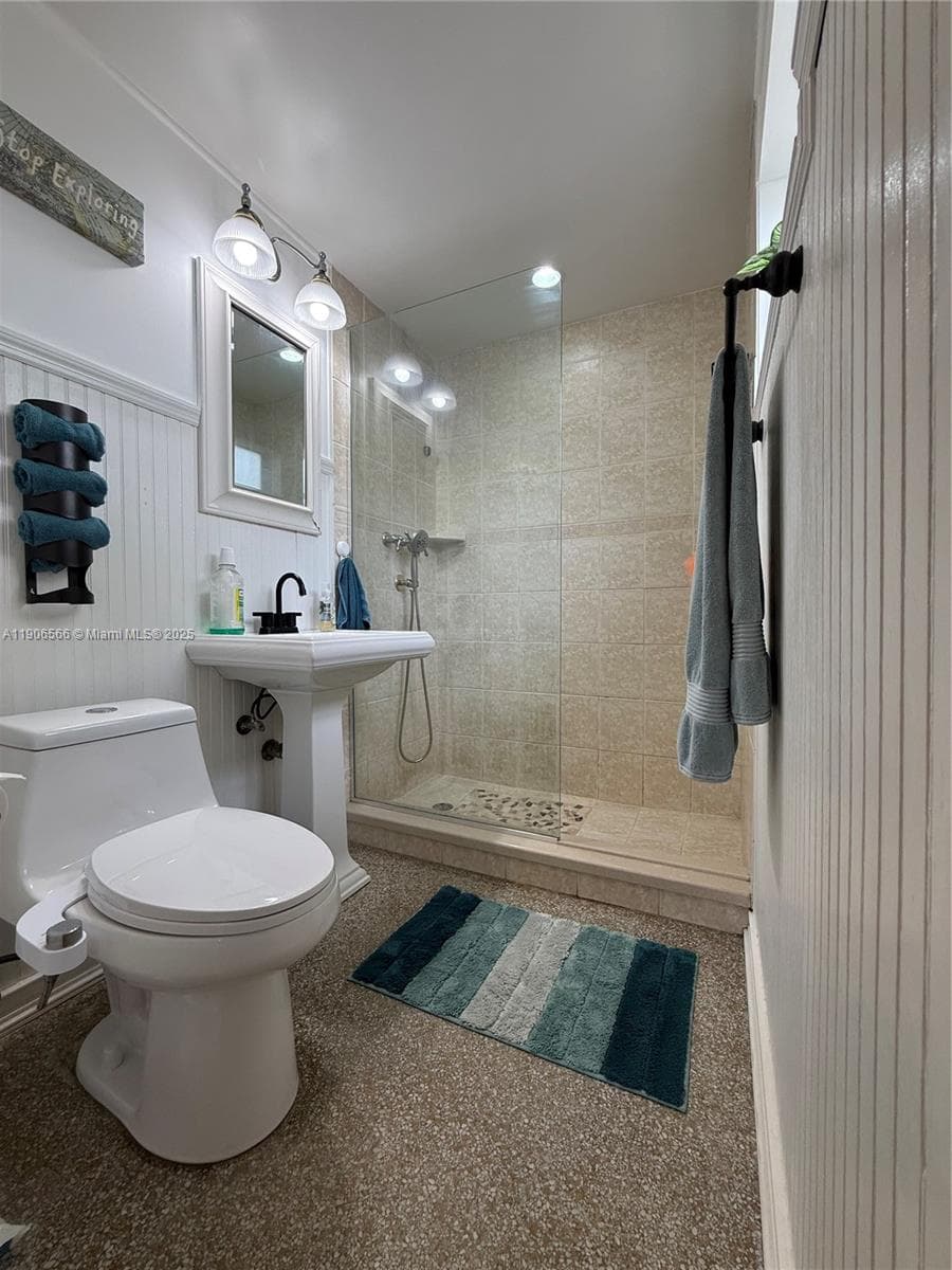 2524 Key Largo Ln photo 20