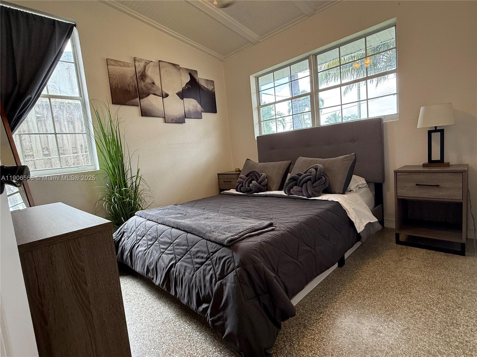 2524 Key Largo Ln photo 14