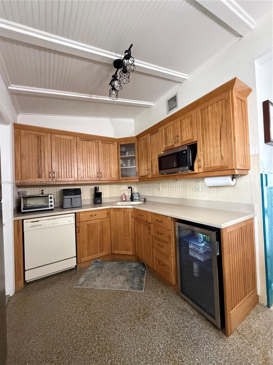 2524 Key Largo Ln photo 11