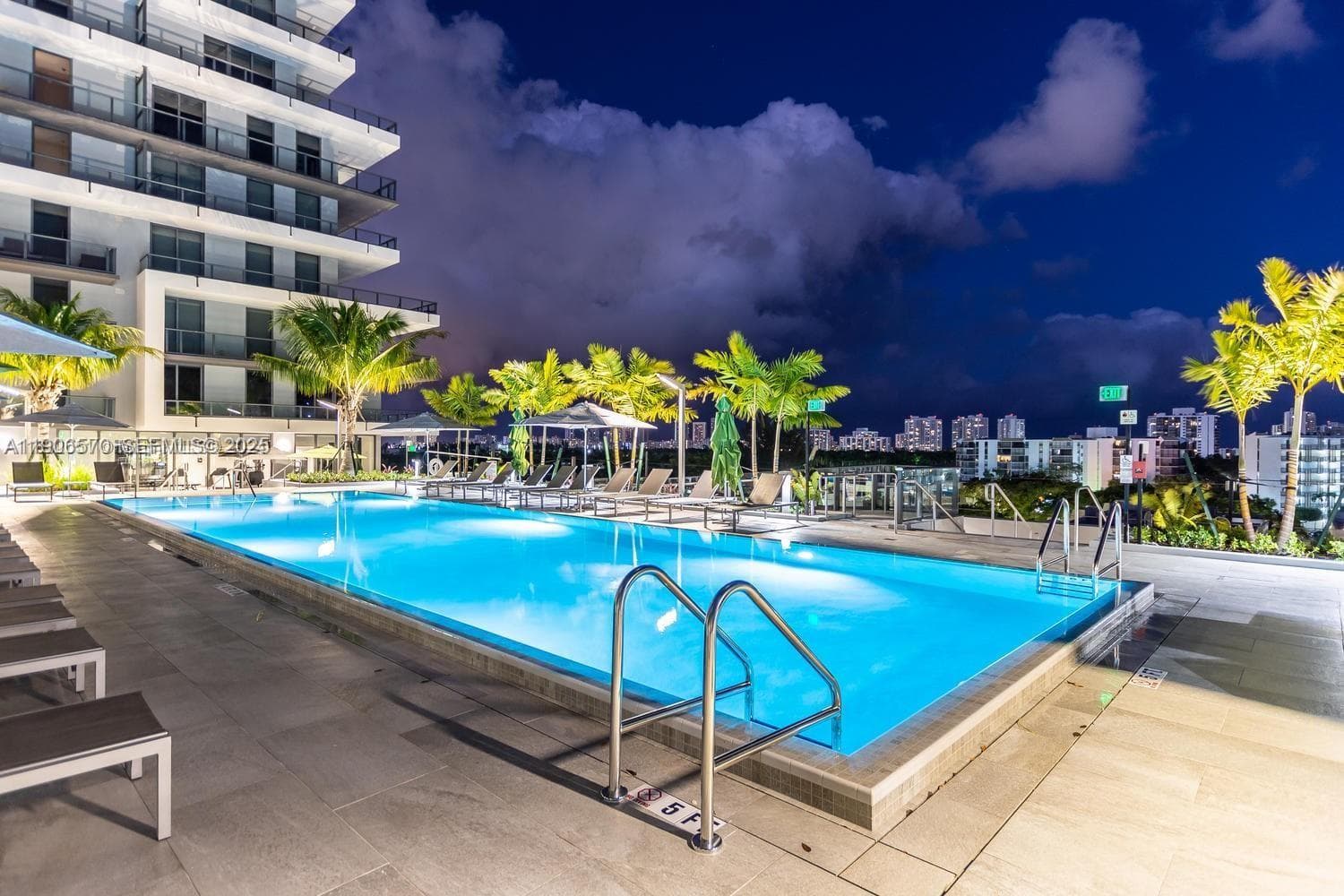 Aventura Park Square · #1003 in Aventura - Photo 17