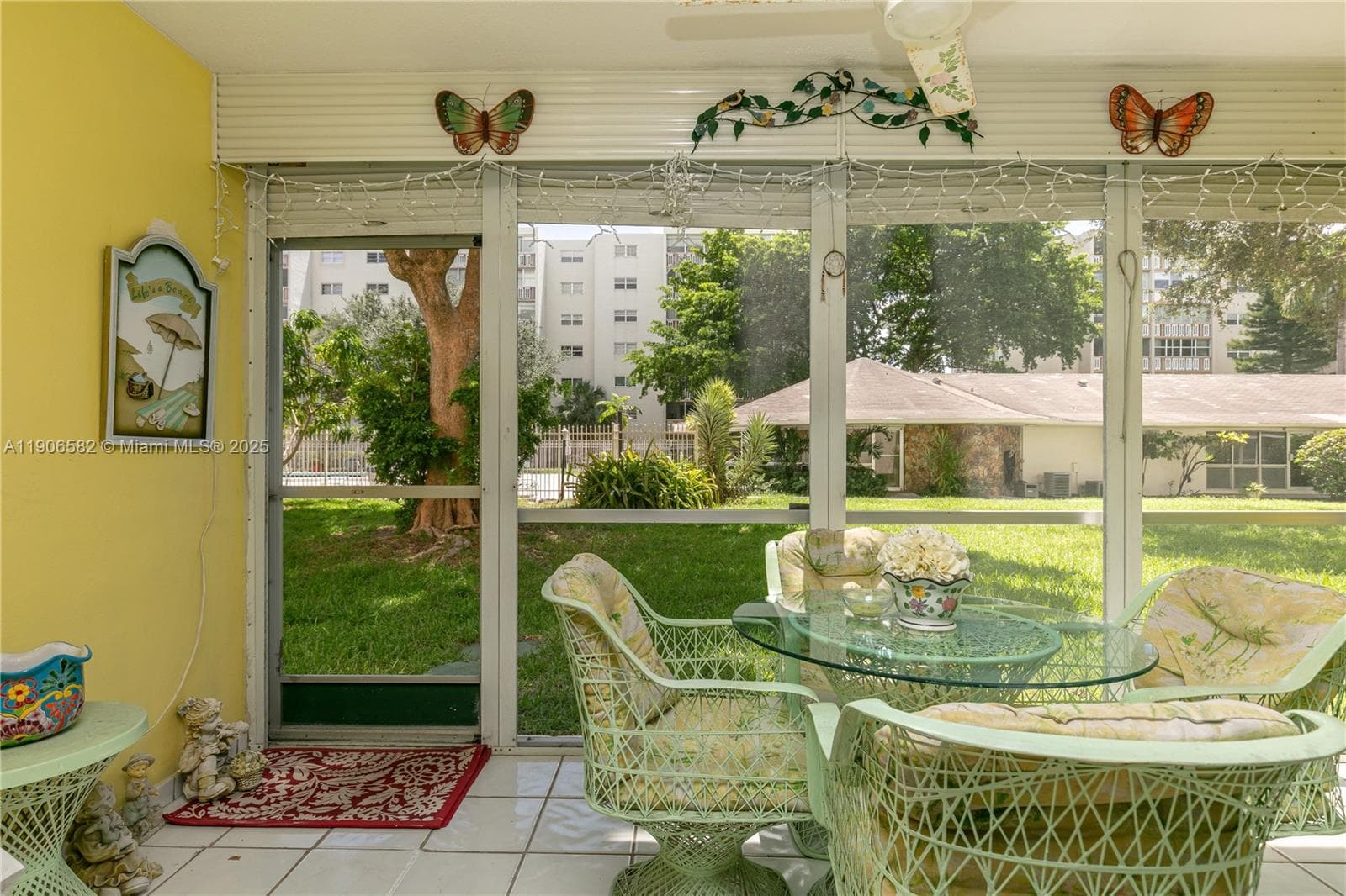 MEADOWBROOK · #107 in Hallandale Beach - Photo 11