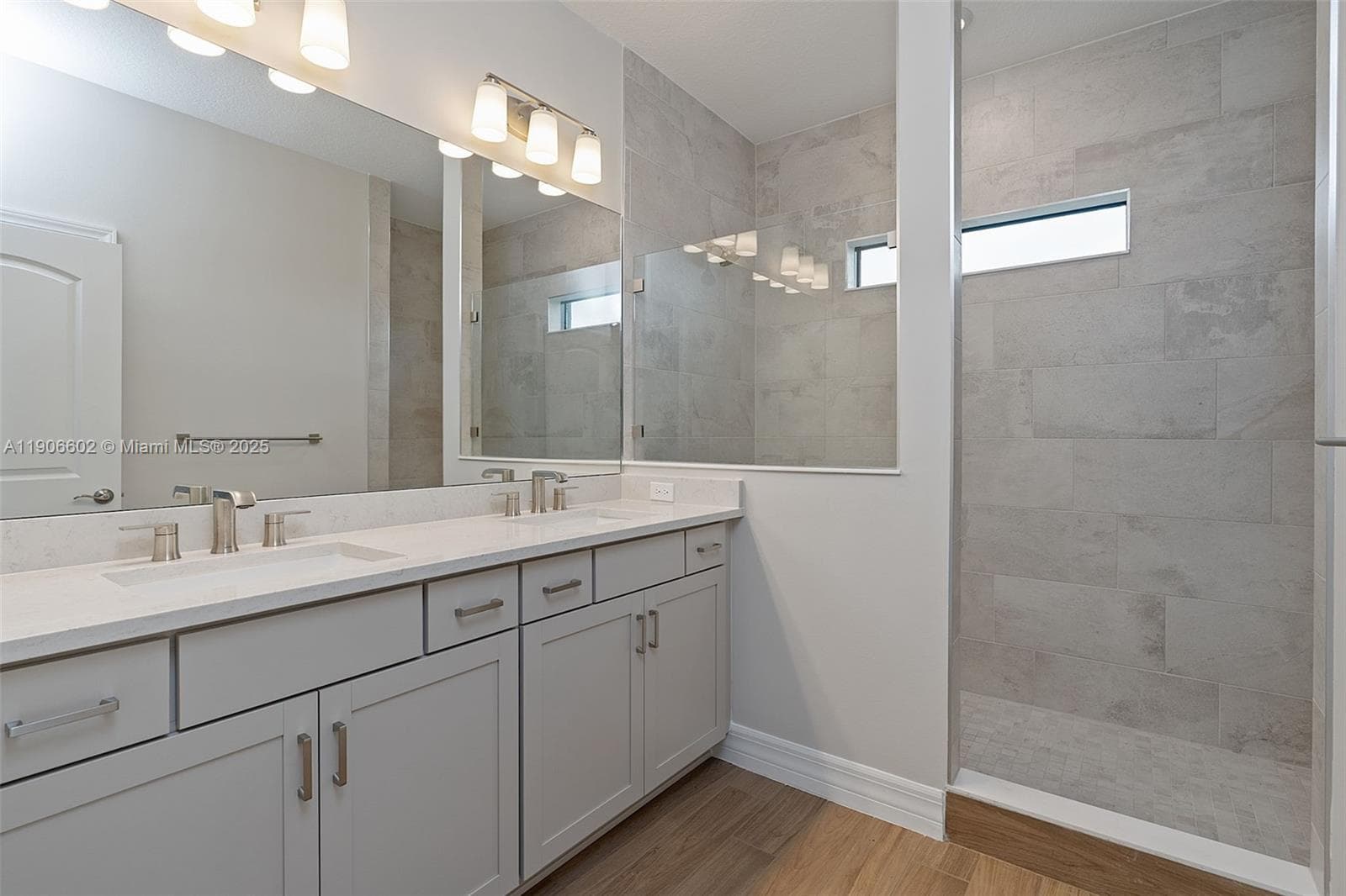 4443 Providence Way photo 32