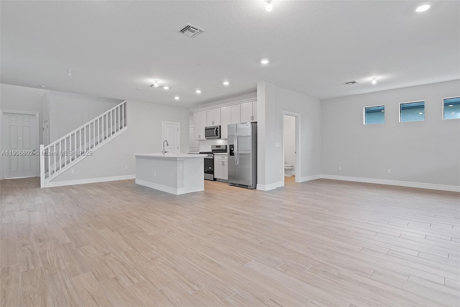 4443 Providence Way photo 14