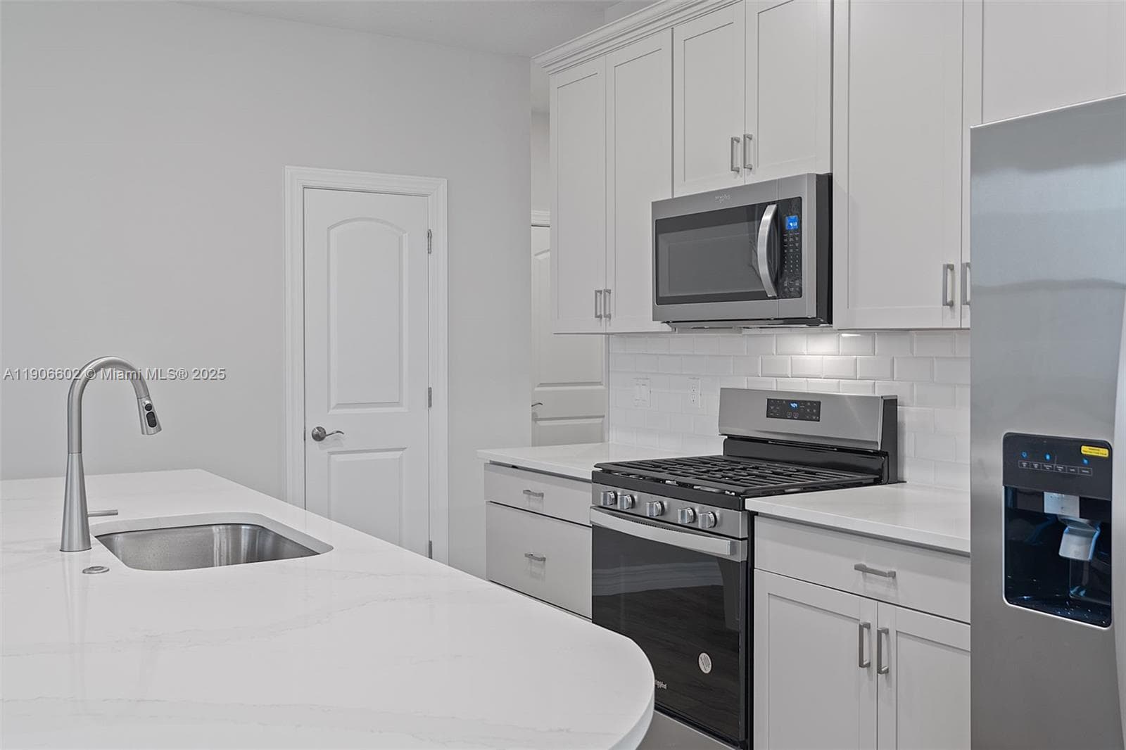4443 Providence Way photo 11