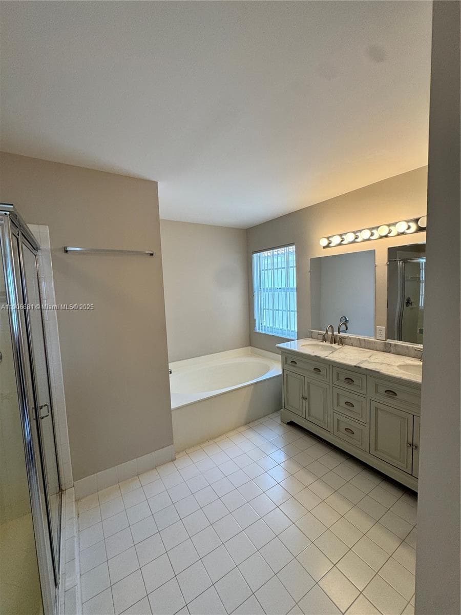 11216 NW 46th Dr photo 18