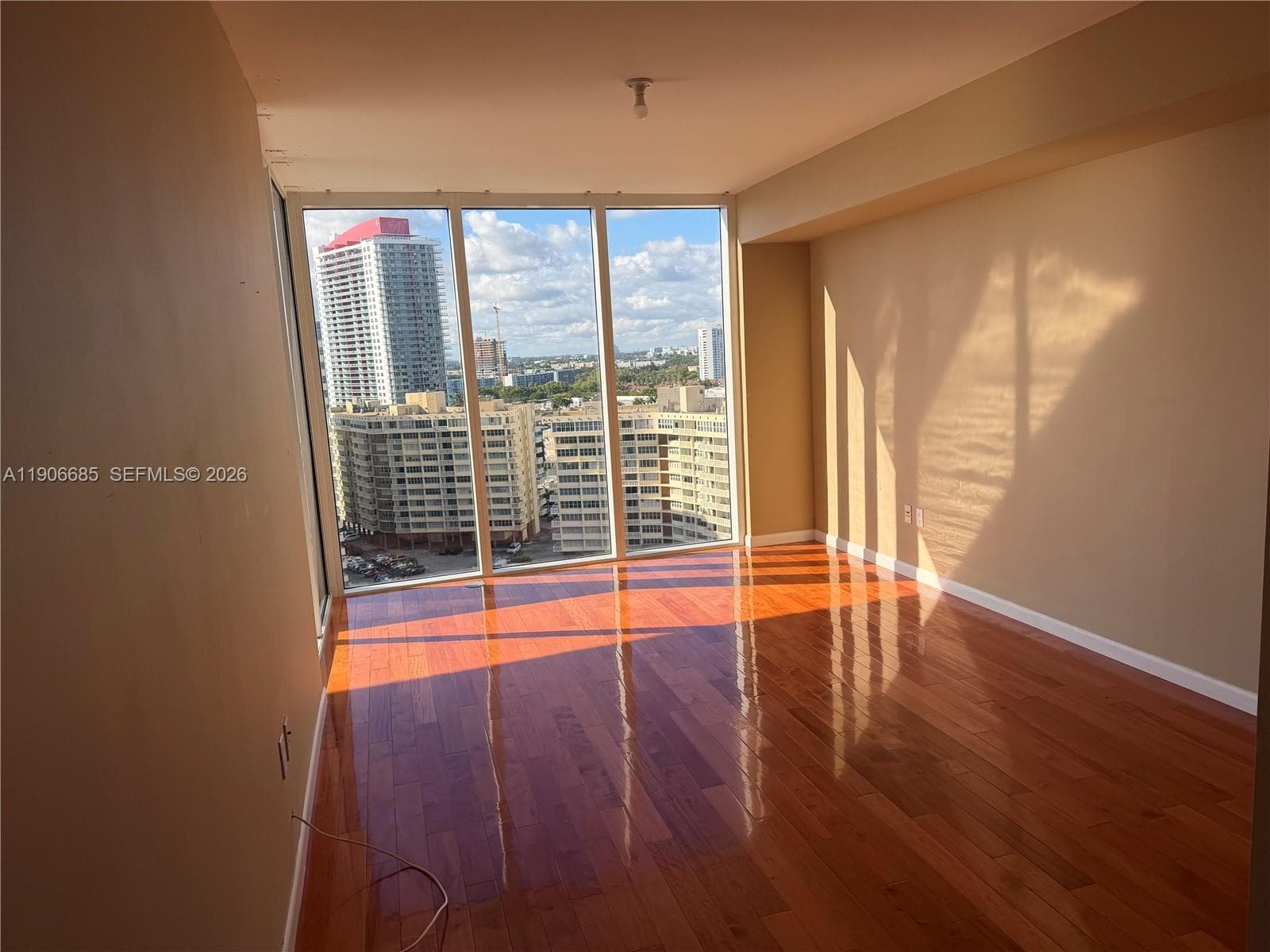 BEACH CLUB CONDO · #1607 in Hallandale Beach - Photo 3