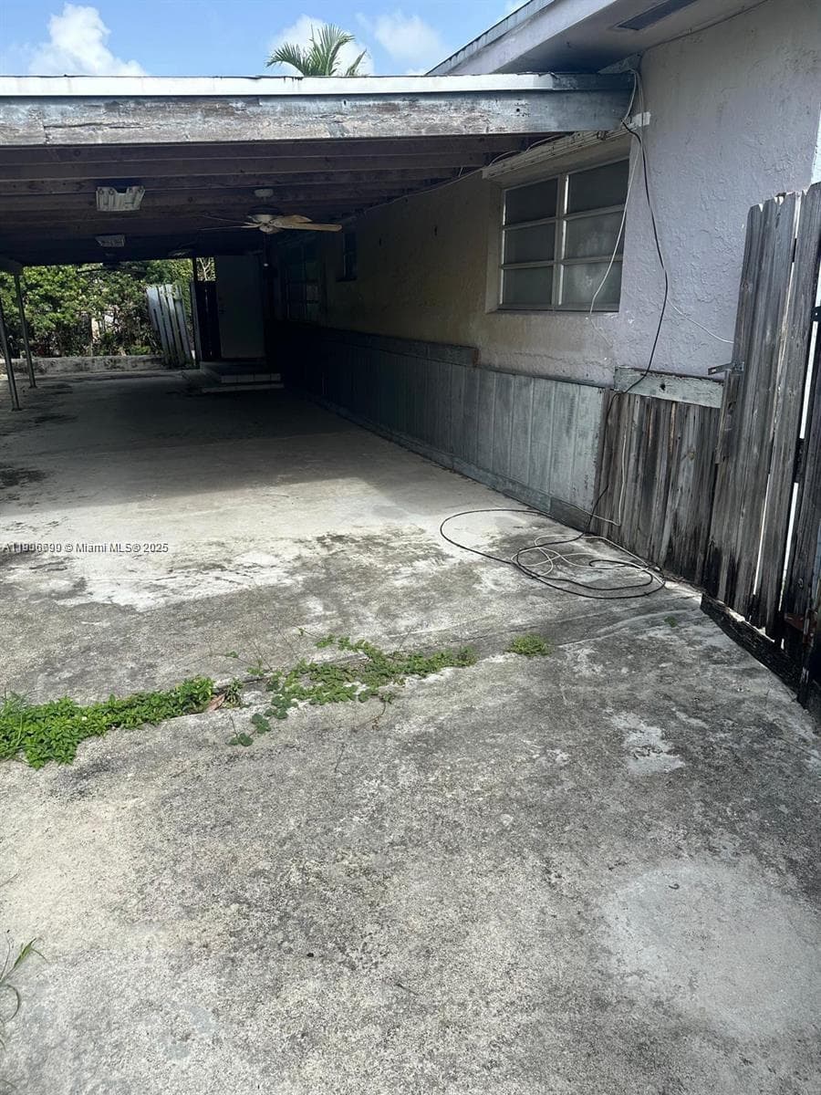 5360 Fletcher St photo 24