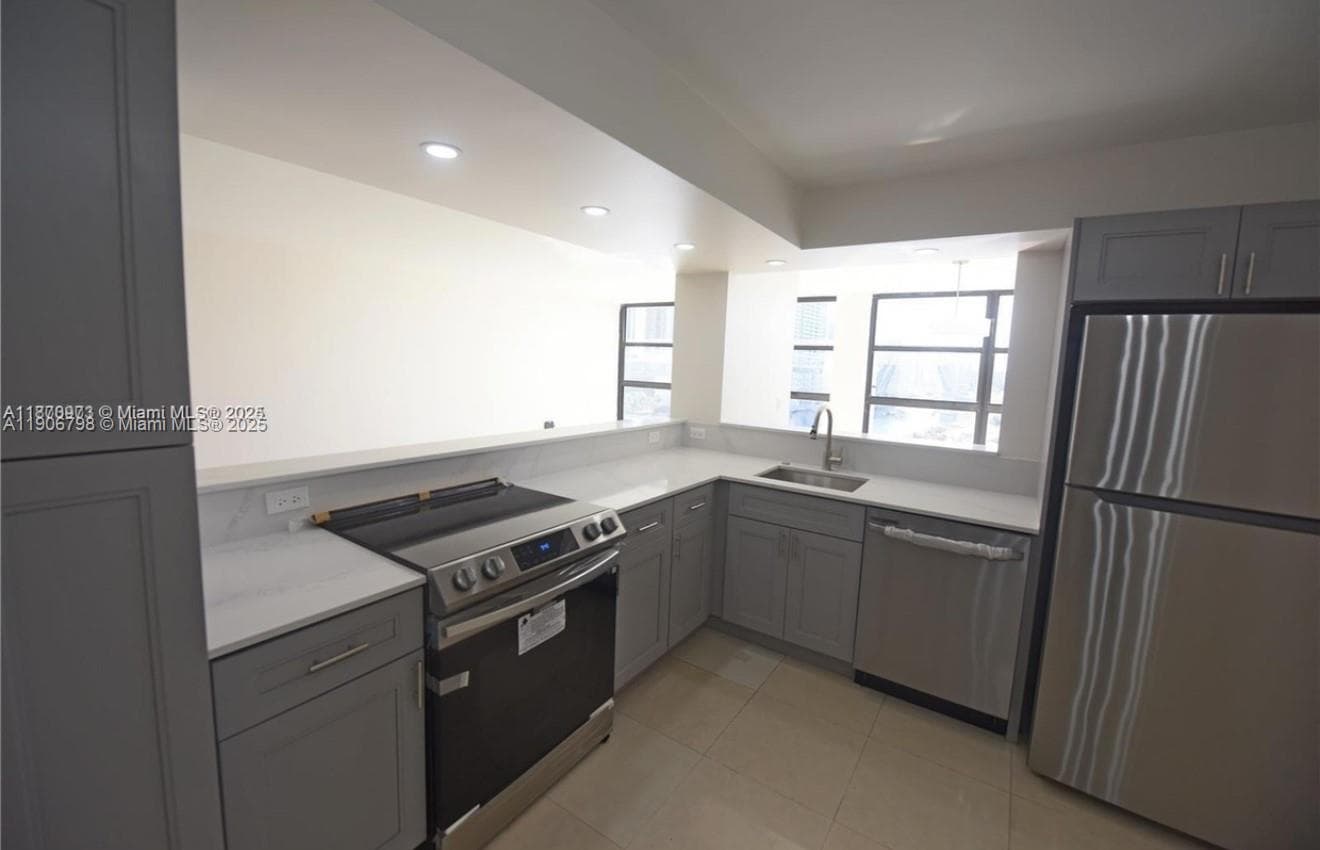 200 Leslie Drive · #1124 in Hallandale Beach - Photo 6