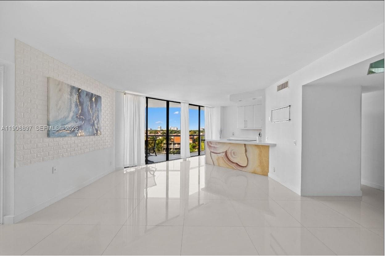 PORTSVIEW @ THE WATERWAYS · #609 in Aventura - Photo 7