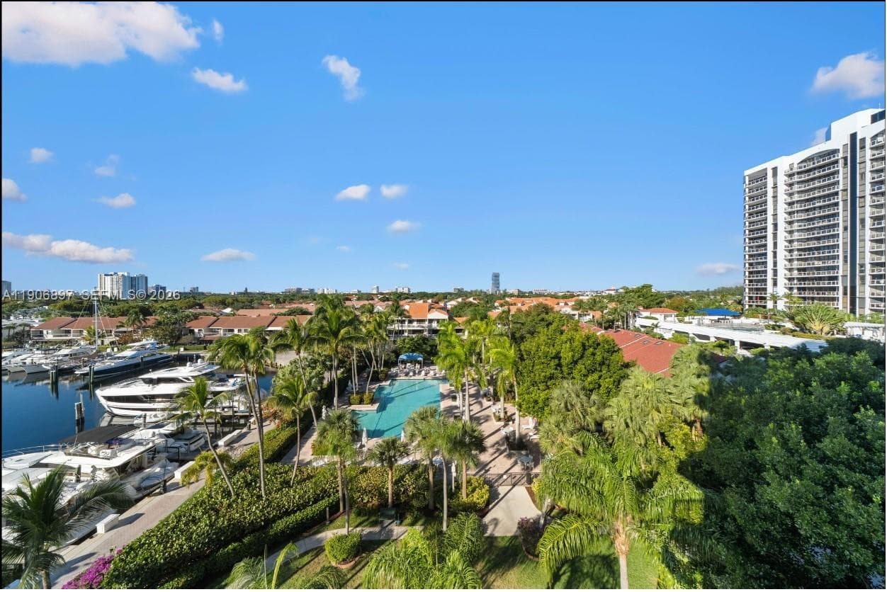 PORTSVIEW @ THE WATERWAYS · #609 in Aventura - Photo 20