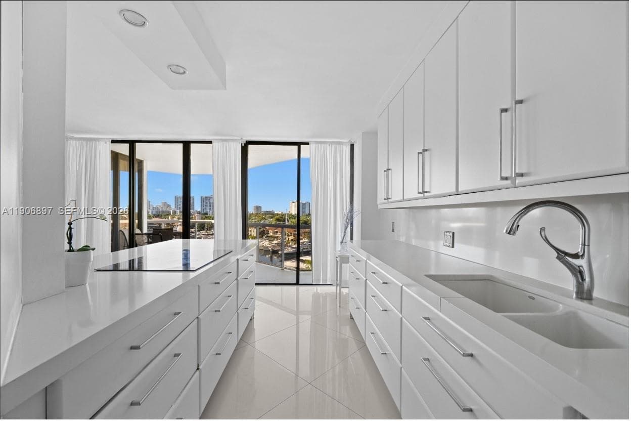 PORTSVIEW @ THE WATERWAYS · #609 in Aventura - Photo 10