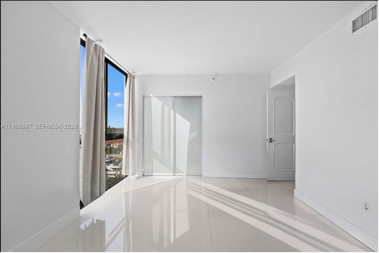 PORTSVIEW @ THE WATERWAYS · #609 in Aventura - Photo 11