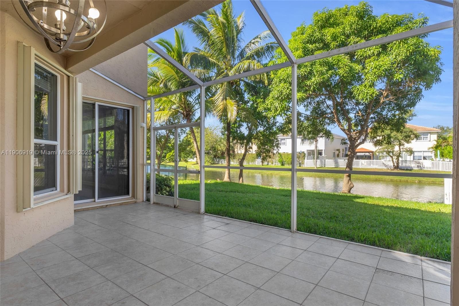 5364 NW 120th Ave photo 8