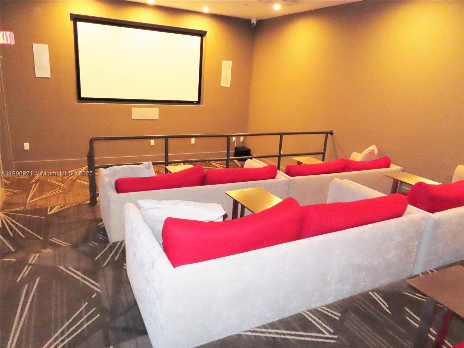 ARLEN BEACH CONDO · #511 in Miami Beach - Photo 49