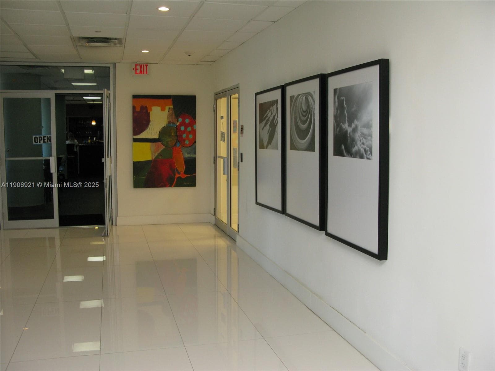 ARLEN BEACH CONDO · #511 in Miami Beach - Photo 35