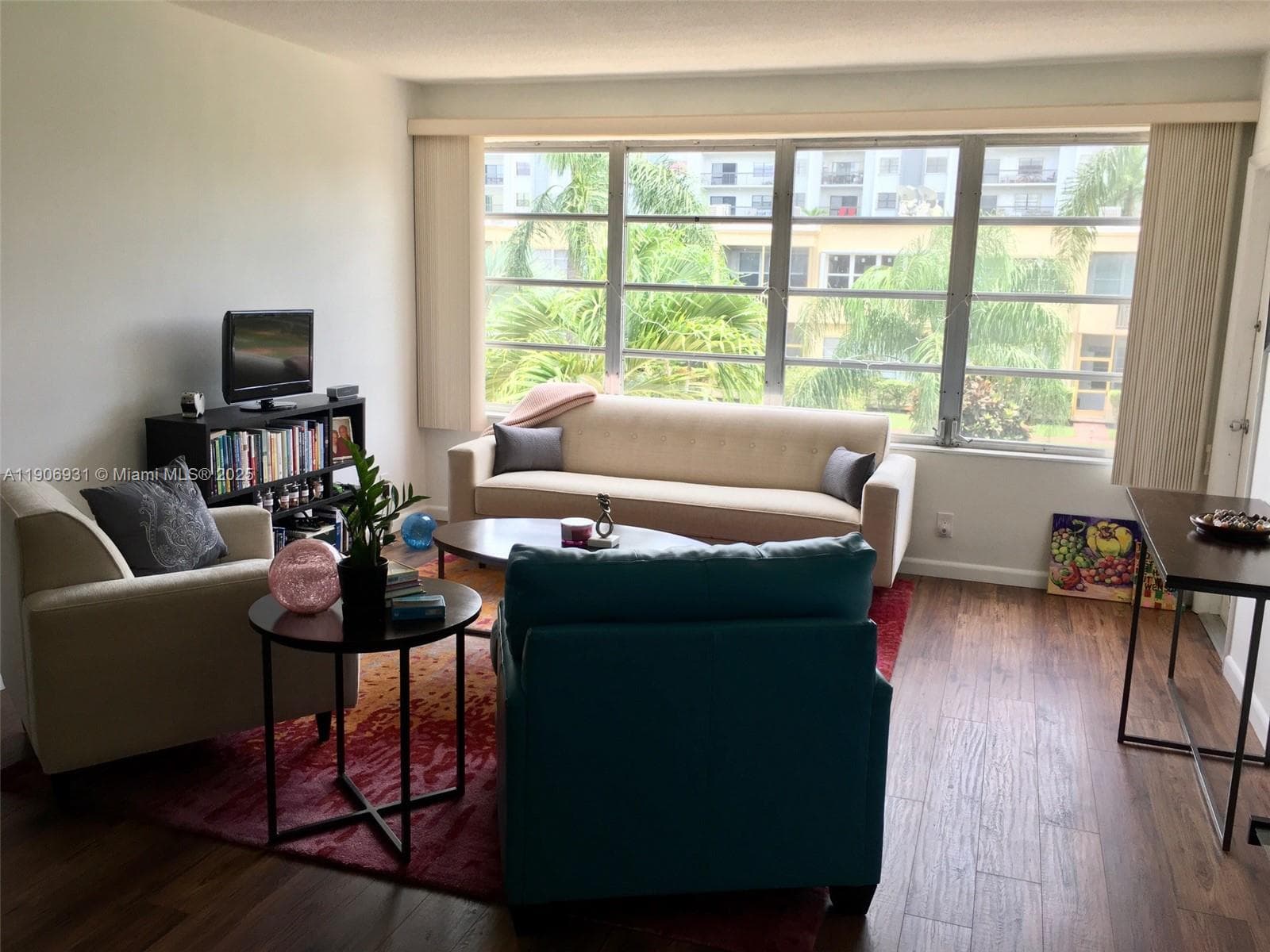 IRVINGTON GARDENS CONDO · #114 in Hallandale Beach - Photo 11