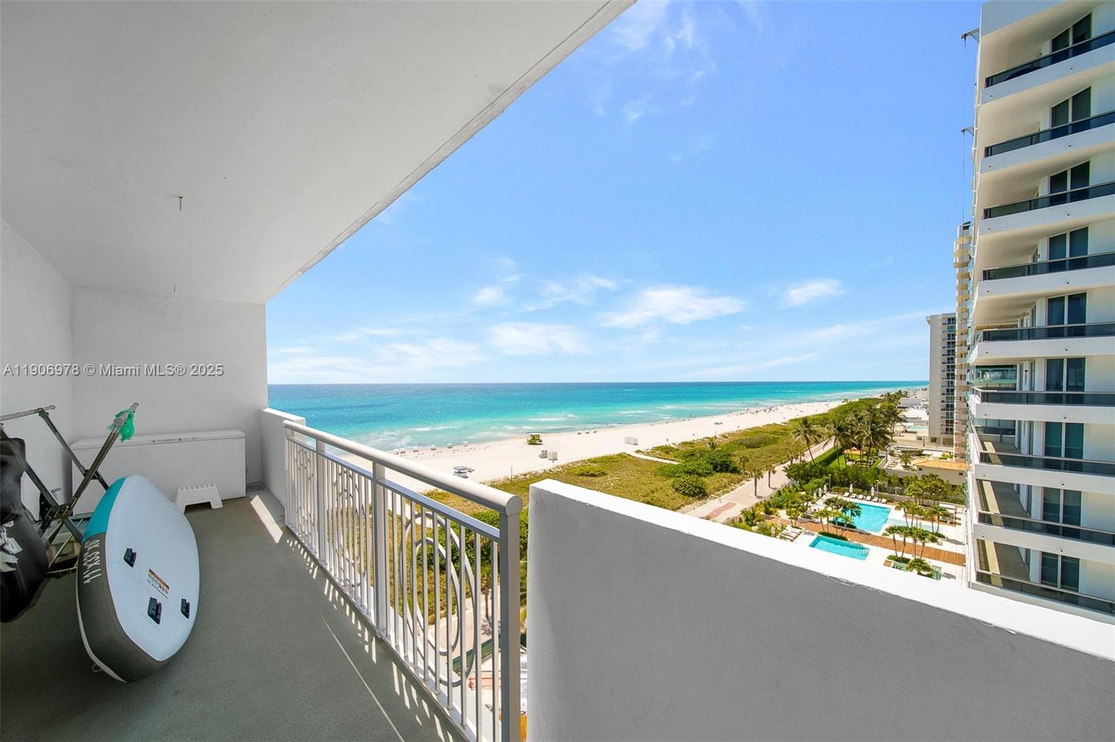 Corinthian Condo · #10G in Miami Beach - Photo 27