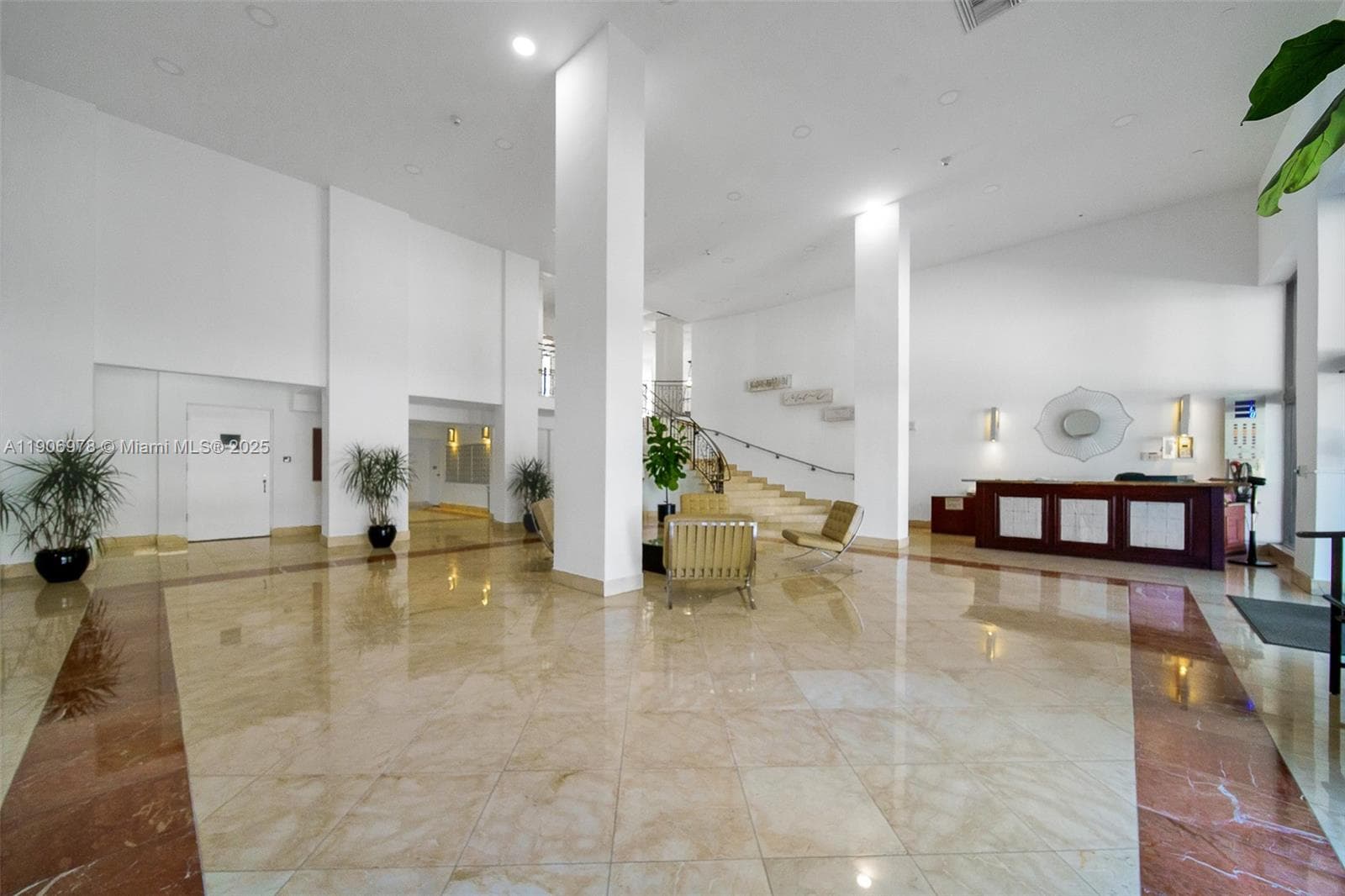 Corinthian Condo · #10G in Miami Beach - Photo 47
