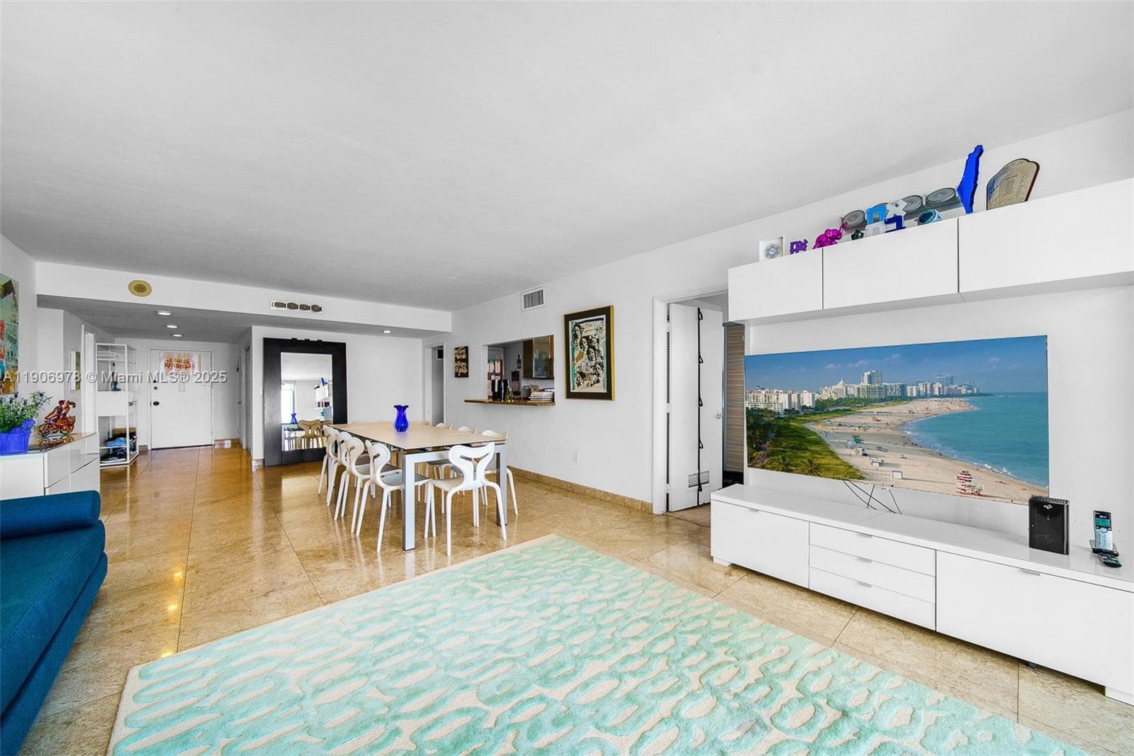 Corinthian Condo · #10G in Miami Beach - Photo 22
