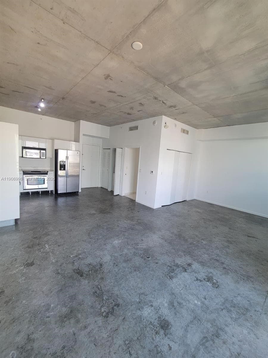 Loft Downtown II · #2415 in Miami - Photo 16