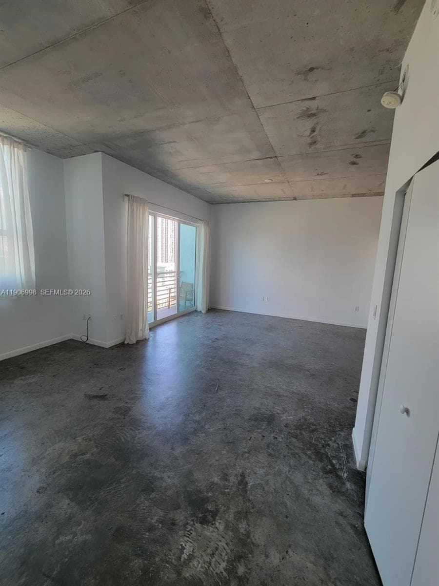 Loft Downtown II · #2415 in Miami - Photo 18