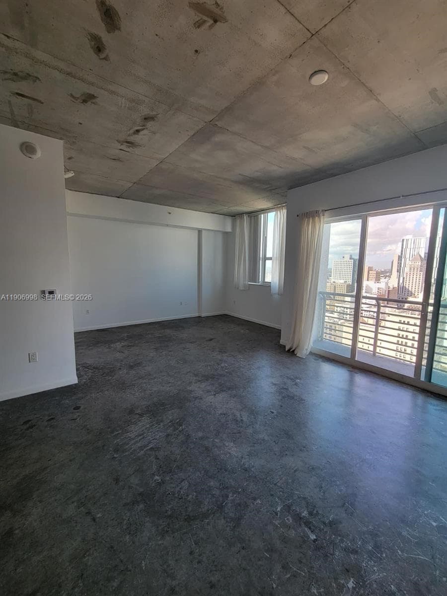 Loft Downtown II · #2415 in Miami - Photo 15