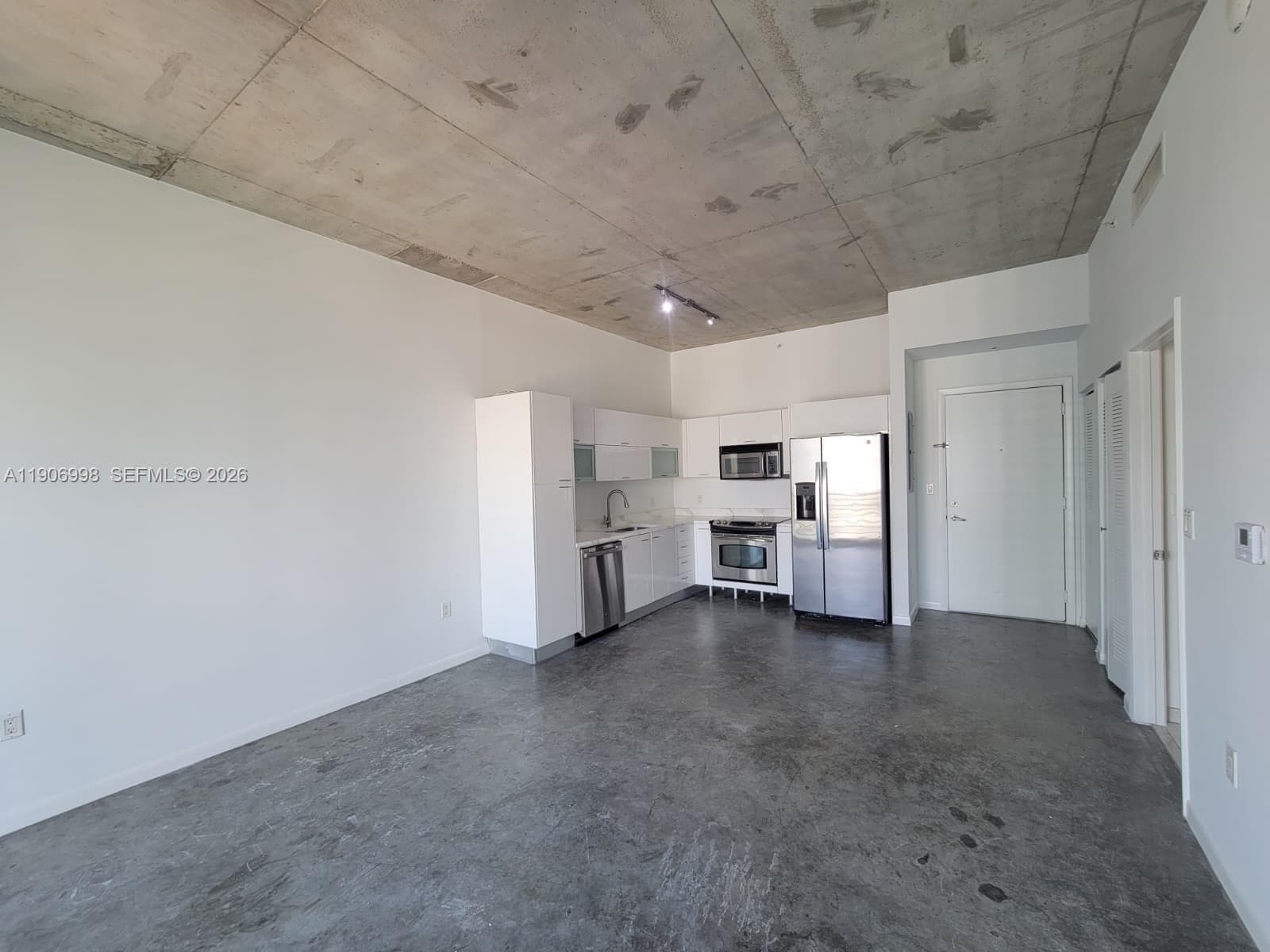Loft Downtown II · #2415 in Miami - Photo 11
