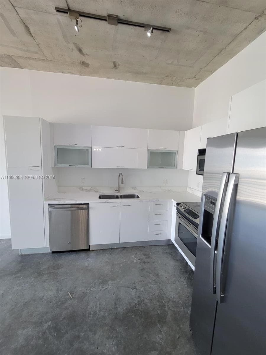 Loft Downtown II · #2415 in Miami - Photo 21