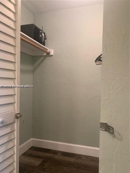 HOLLYWOOD TOWERS CONDO · #811 in Hollywood - Photo 15