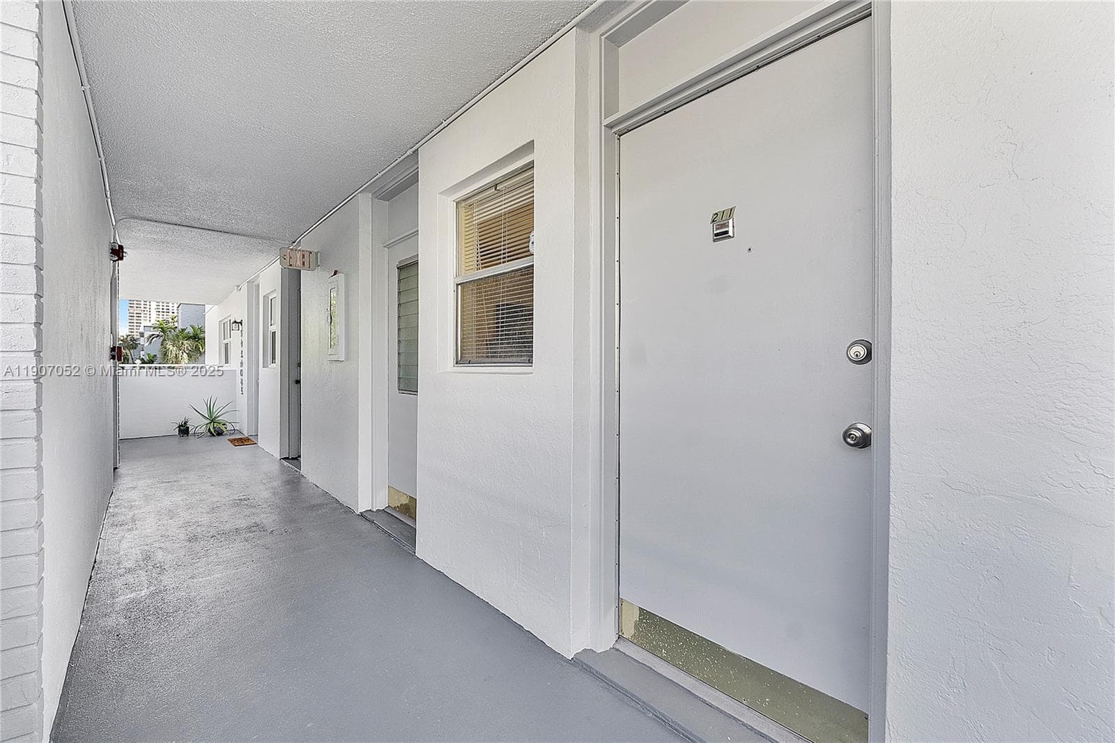 EDEN ISLES CONDO # 4 · #211 in North Miami Beach - Photo 3