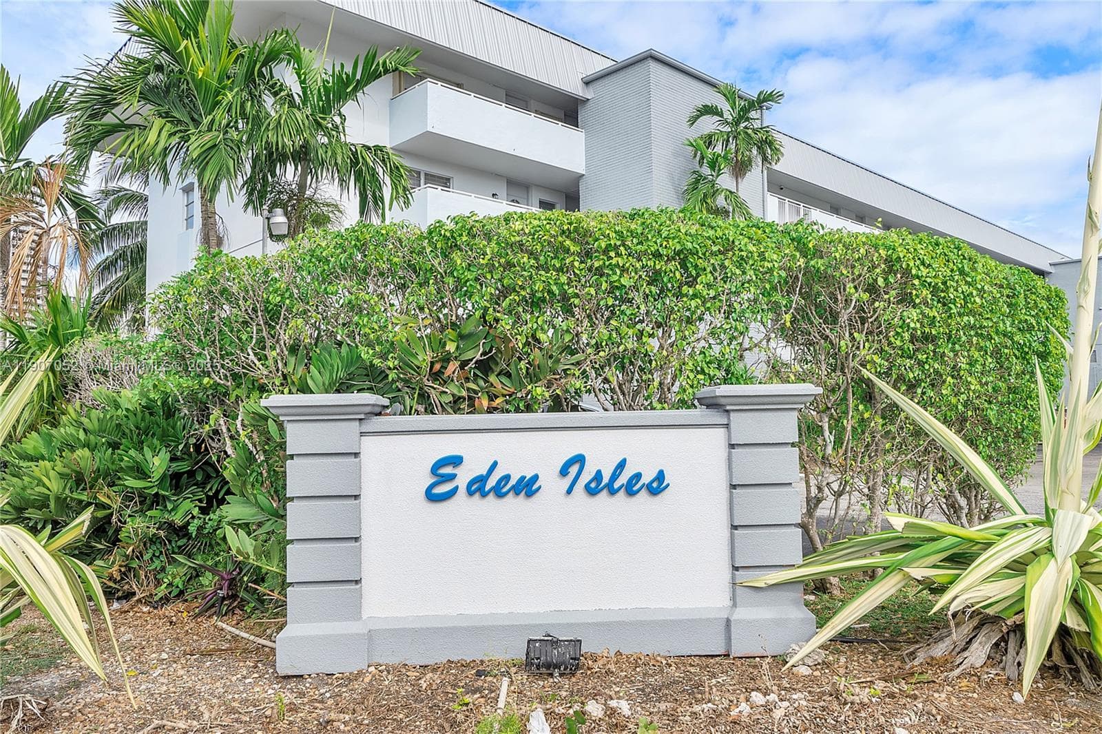 EDEN ISLES CONDO # 4 · #211 in North Miami Beach - Photo 1