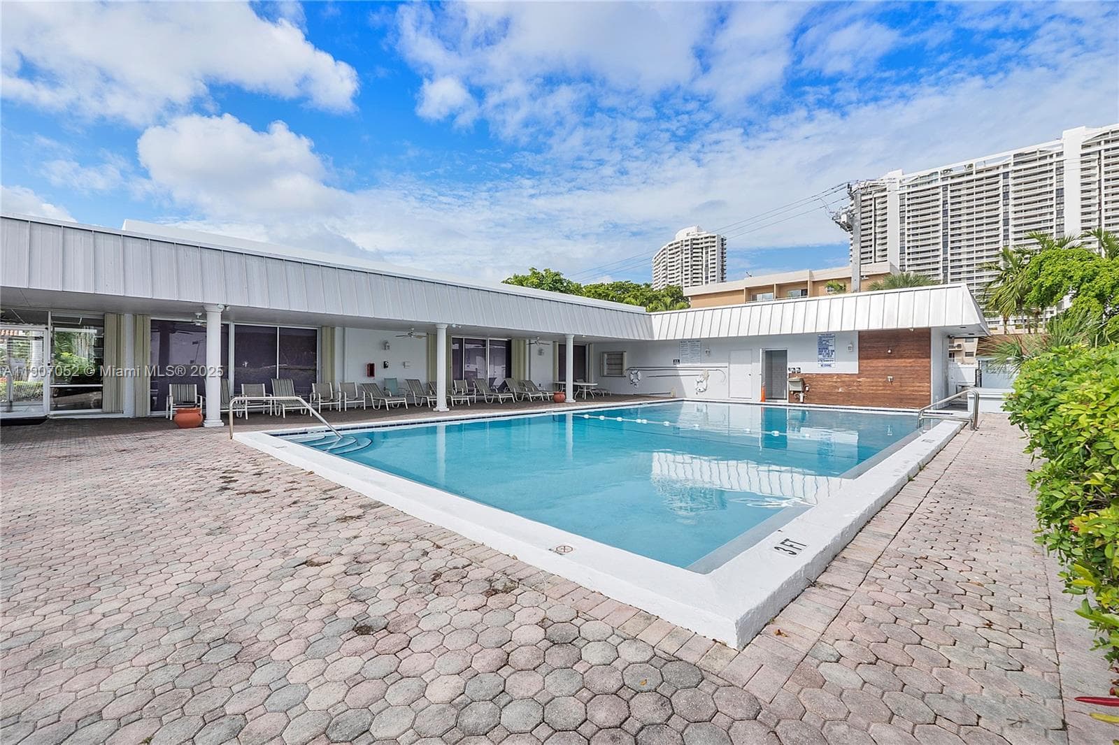 EDEN ISLES CONDO # 4 · #211 in North Miami Beach - Photo 20