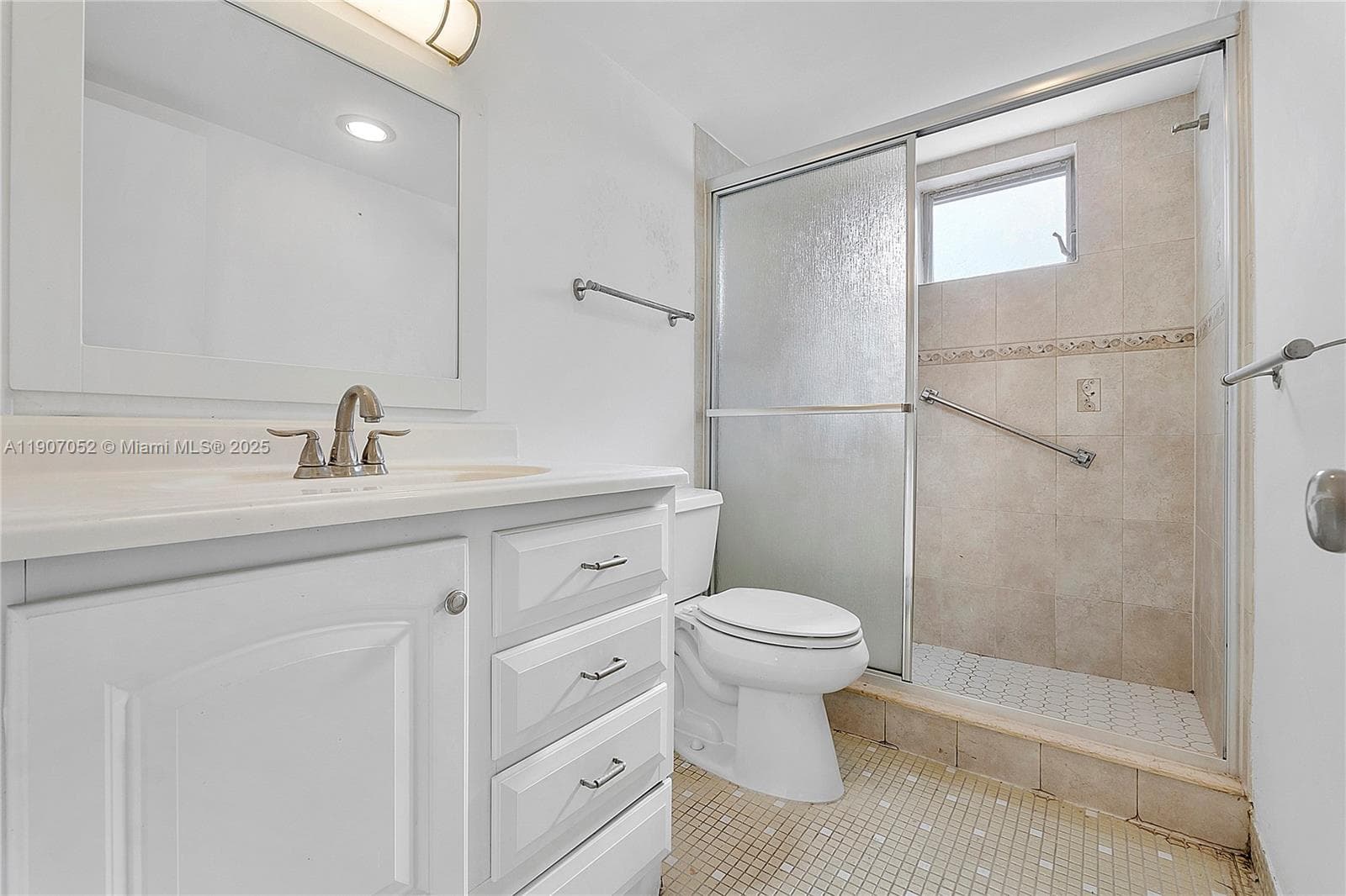 EDEN ISLES CONDO # 4 · #211 in North Miami Beach - Photo 10