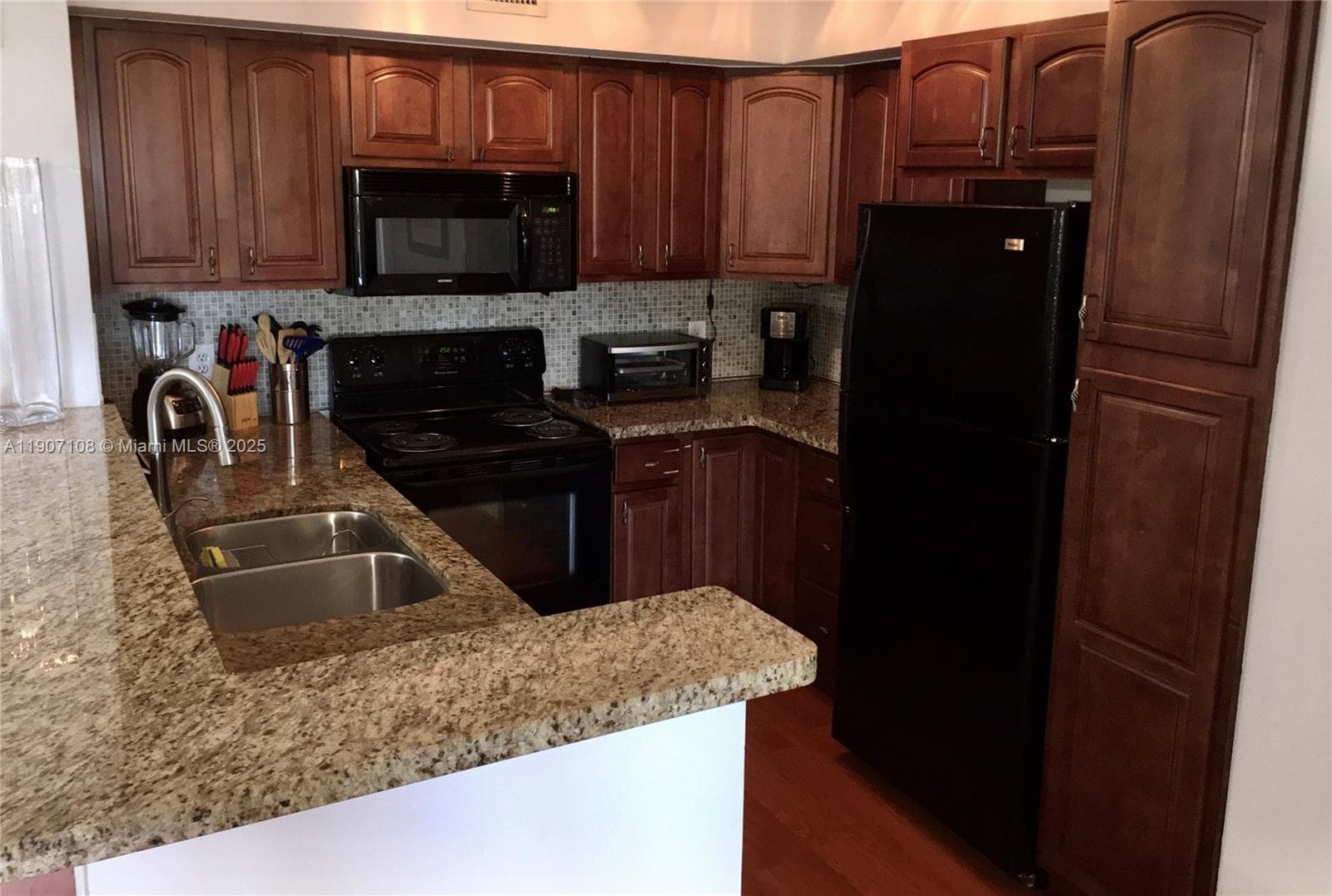 THE YACHT CLUB AT AVENTURA · #8607 in Aventura - Photo 4