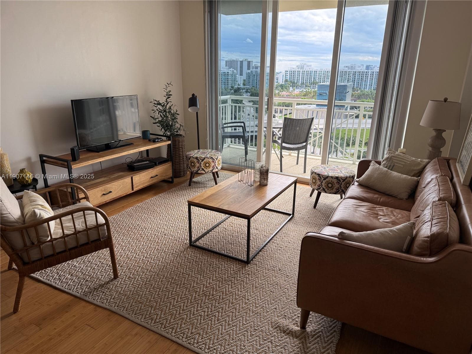 TURNBERRY ON THE GREEN CO · #1405 in Aventura - Photo 3