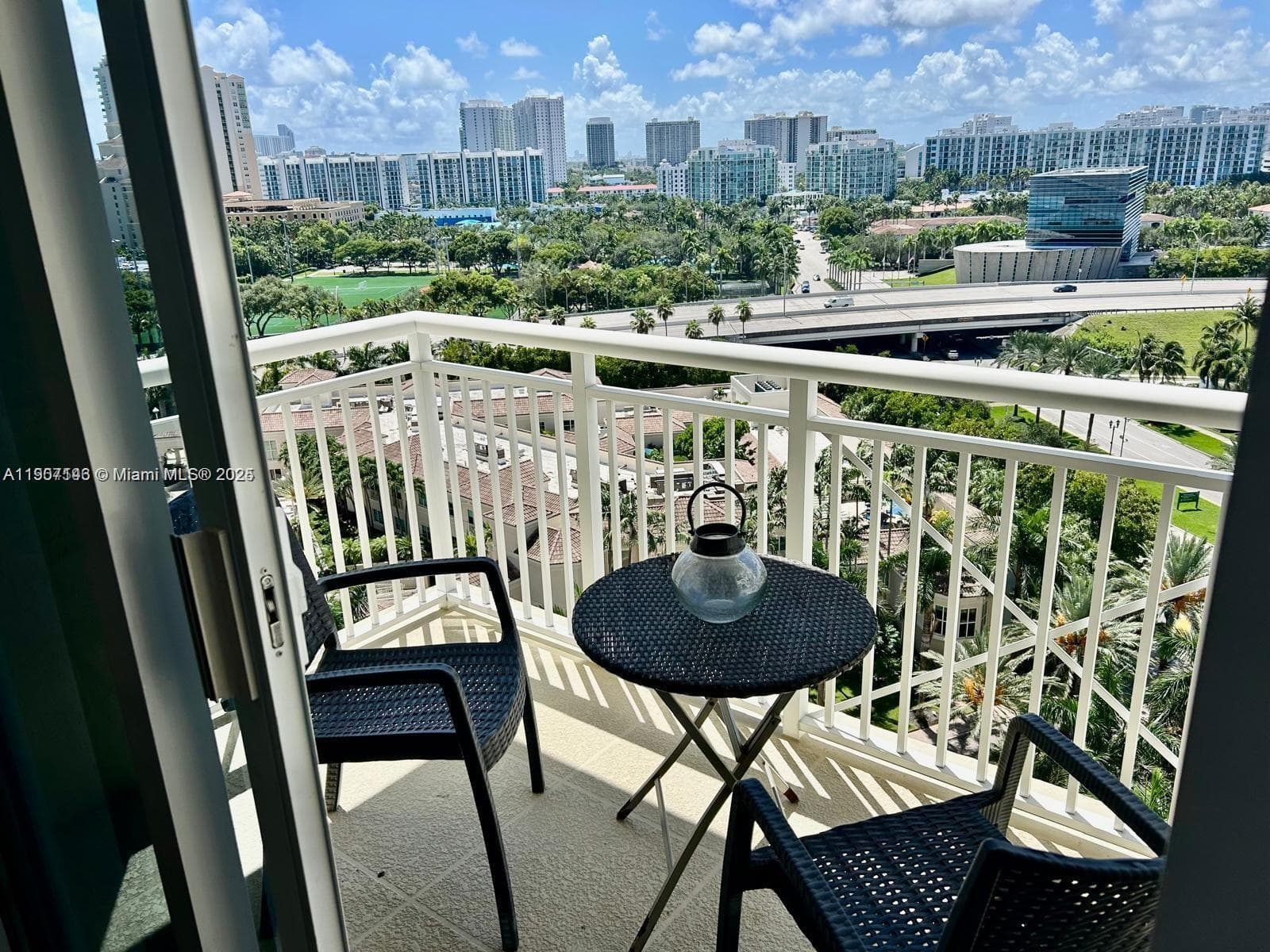 Balcony in SW direction