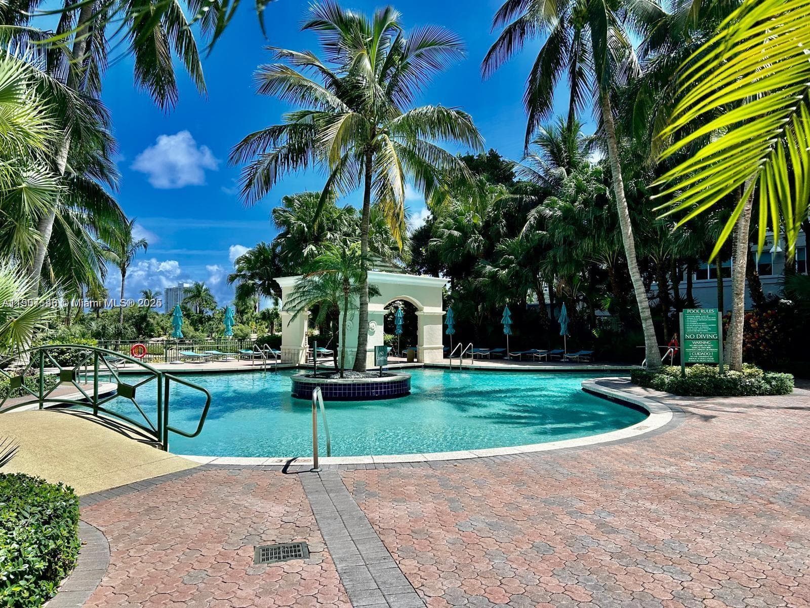 TURNBERRY ON THE GREEN CO · #1405 in Aventura - Photo 18