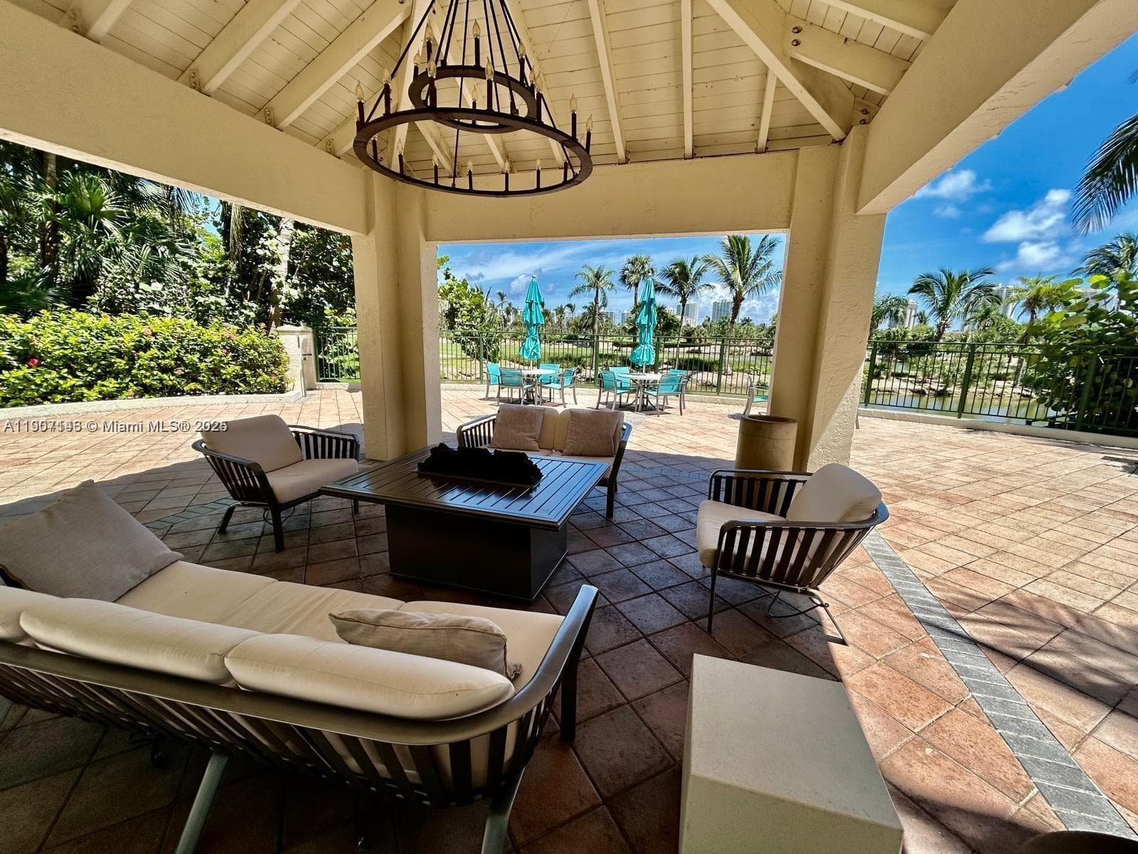TURNBERRY ON THE GREEN CO · #1405 in Aventura - Photo 19