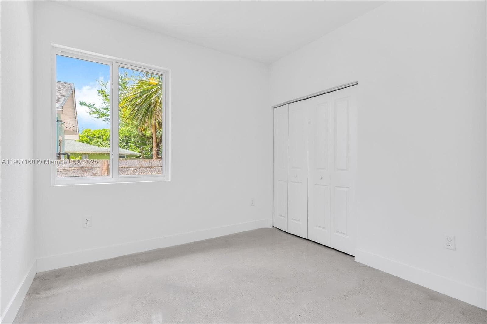 638 NW 15th Ave #0 photo 8