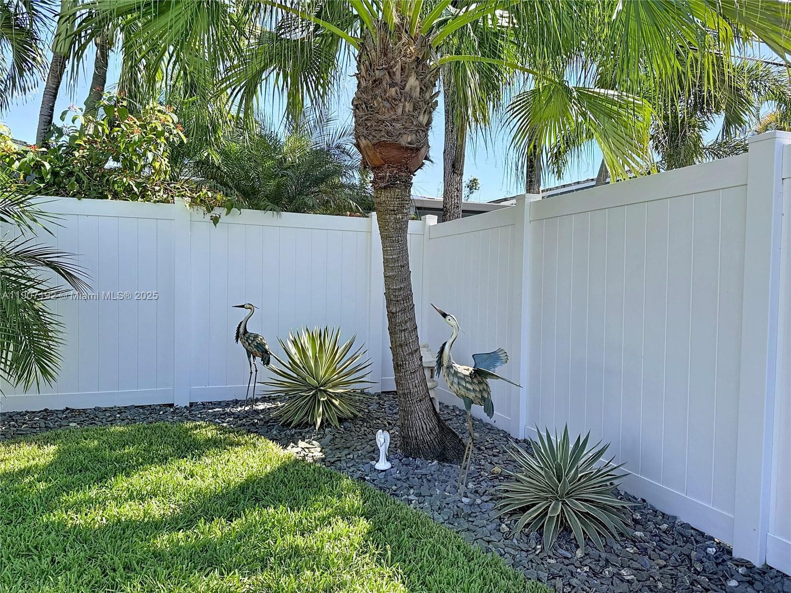 3654 NE 19th Ave photo 56
