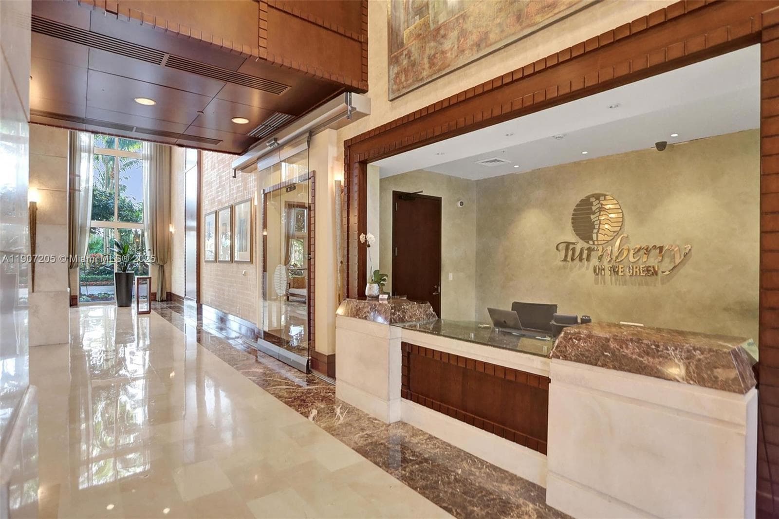 TURNBERRY ON THE GREEN CO · #2507 in Aventura - Photo 22