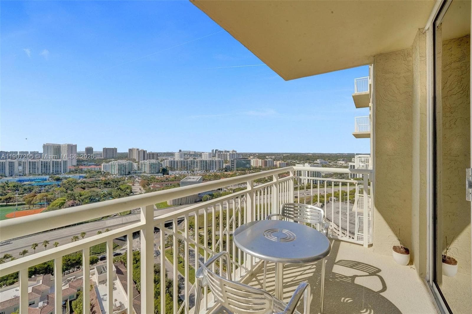 TURNBERRY ON THE GREEN CO · #2507 in Aventura - Photo 1