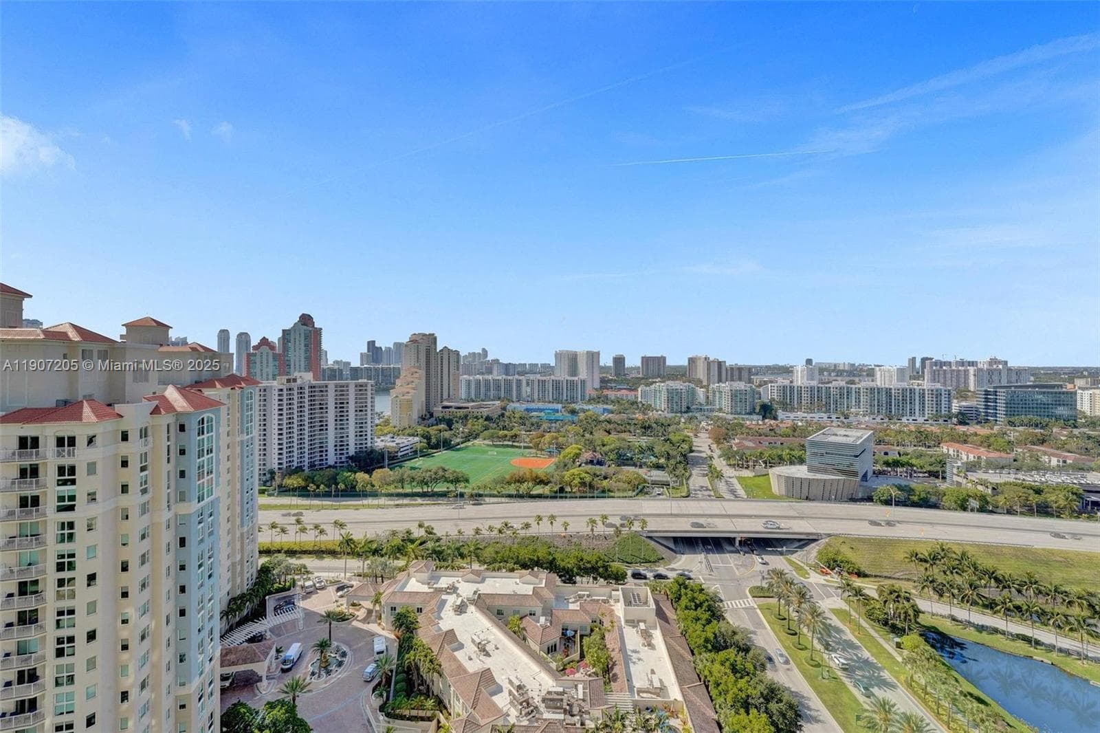 TURNBERRY ON THE GREEN CO · #2507 in Aventura - Photo 61