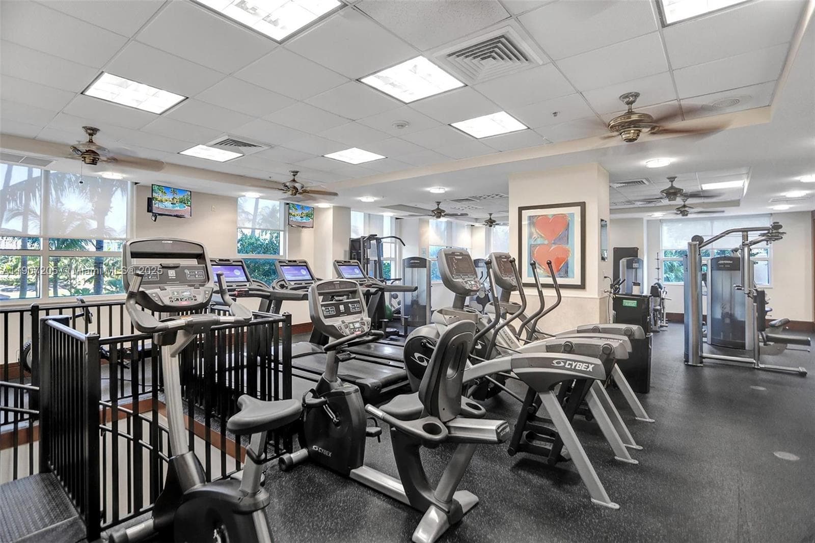 TURNBERRY ON THE GREEN CO · #2507 in Aventura - Photo 15
