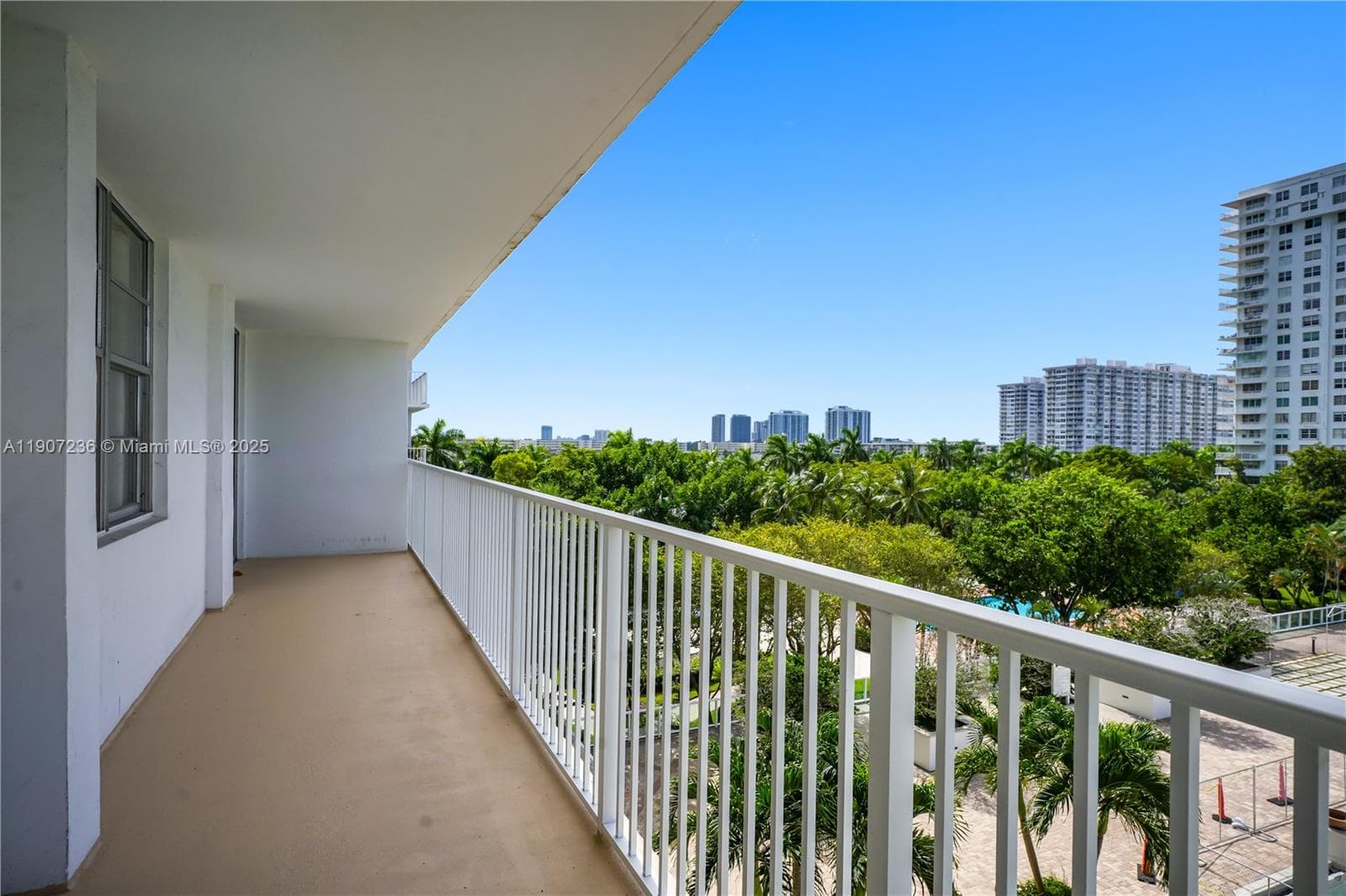 ADMIRALS PORT CONDO WEST · #504E in Aventura - Photo 20