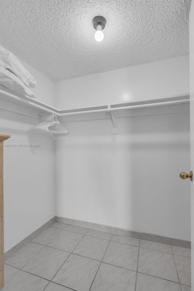 SUNNY SHORES CONDO · #302 in North Miami Beach - Photo 14